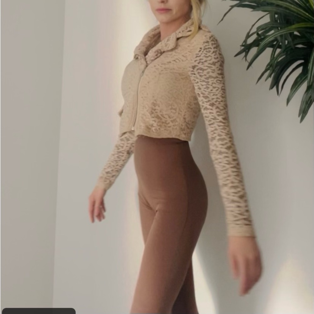 ACTIVE LACE WORKOUT JACKET - Picture 6 of 6